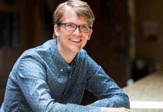 Hank Green escribirá su primer libro
