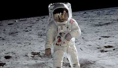 10 Canciones con la Luna como Protagonista